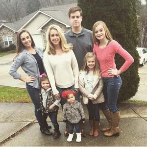 Meet your Posher, Alli